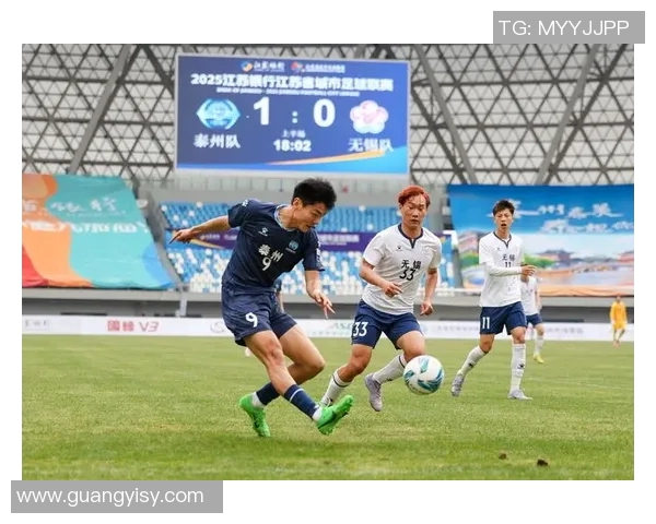 世界级足球球星亲临广州引爆球迷热情城市迎来体育狂欢盛宴 世界级足球球星亲临广州引爆球迷热情城市迎来体育狂欢盛宴