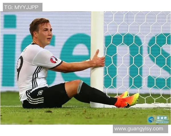 如何欣赏足球球星纪录片揭示他们背后的故事与成长轨迹 如何欣赏足球球星纪录片揭示他们背后的故事与成长轨迹